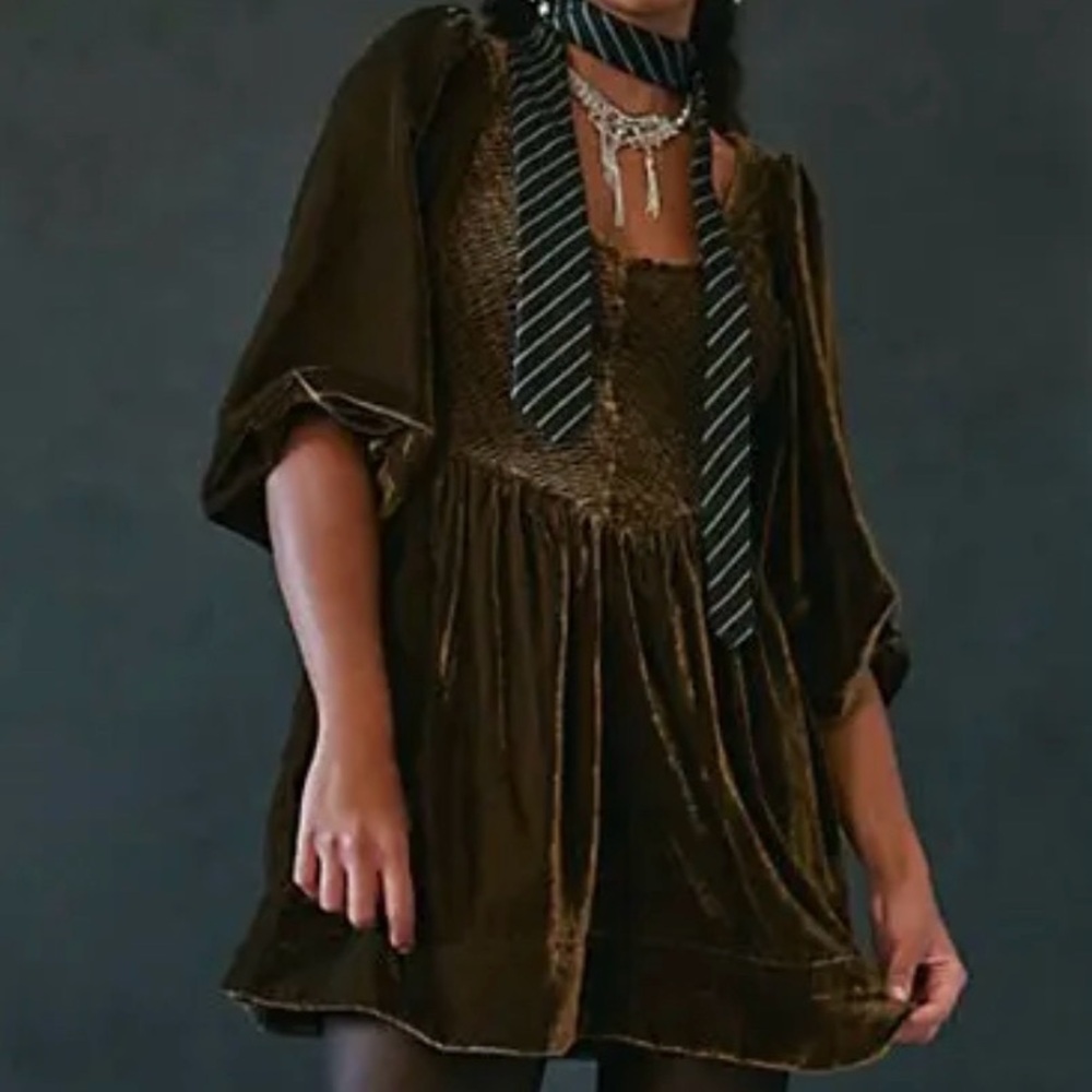 NEW WITH TAGS free people farrier velvet mini dress in dark olive